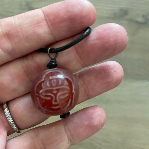 Red Jade? Etched Stone Round Necklace - Picture 1 of 4